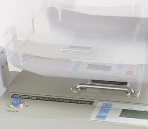 Máy cân và lắc túi máu CM735A